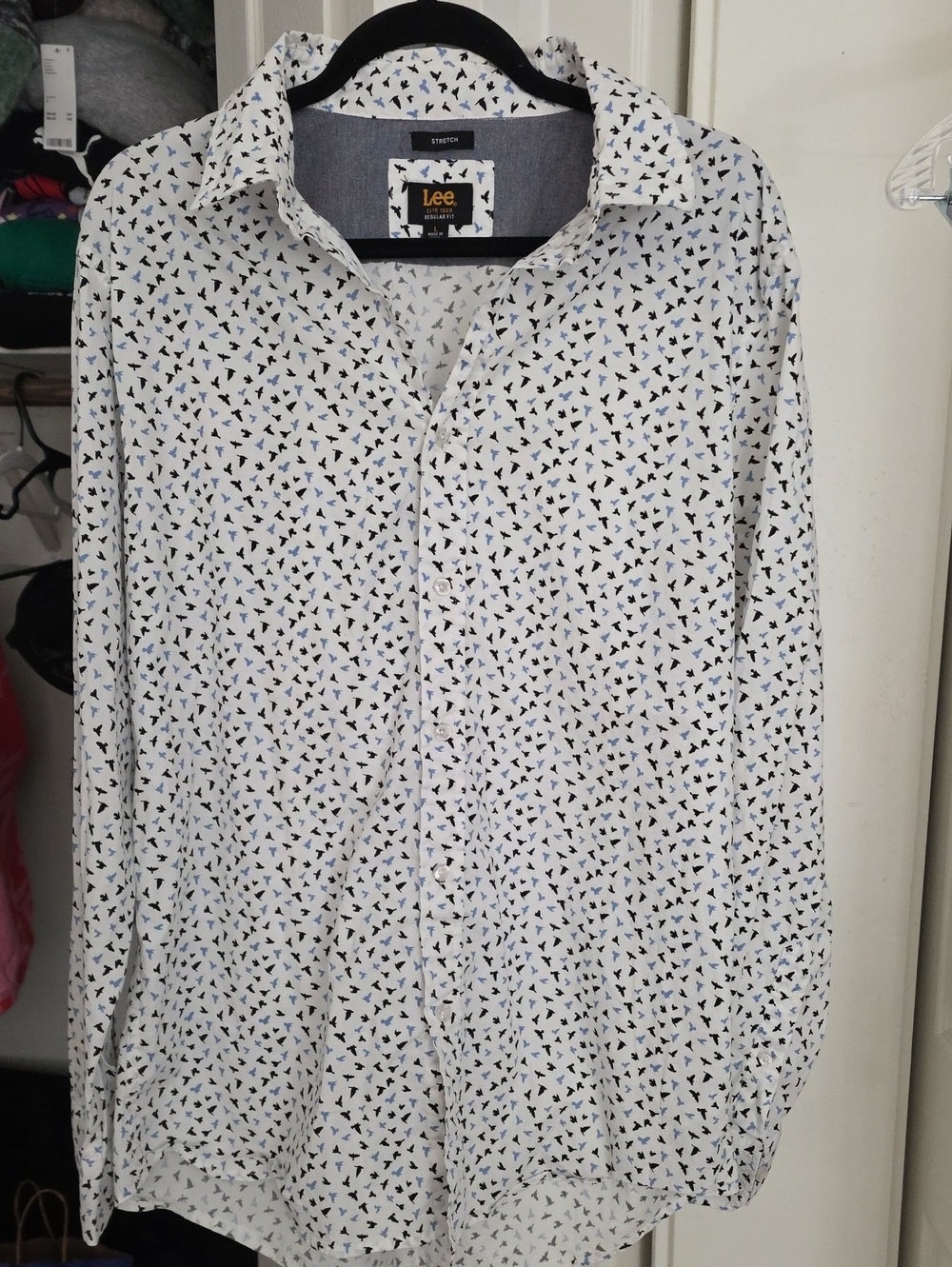 Lee White Button-Down Shirt with Black & Blue Triangle Print